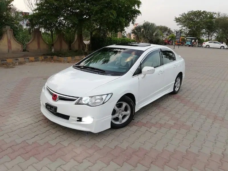 Which Honda Civic Model Has A Sunroof