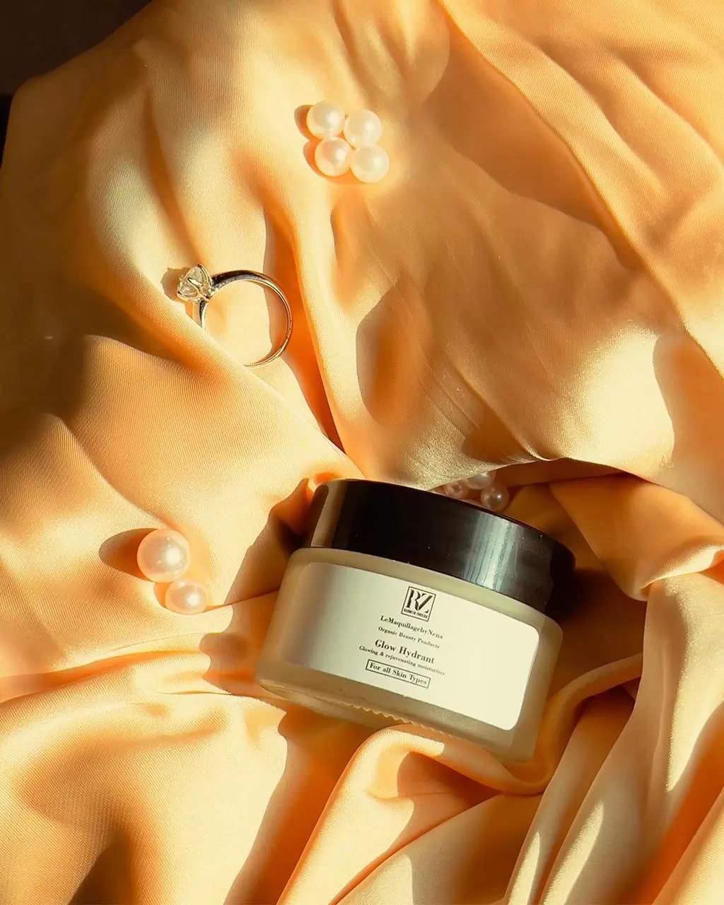 Glow Hydrant Gel Ad By U