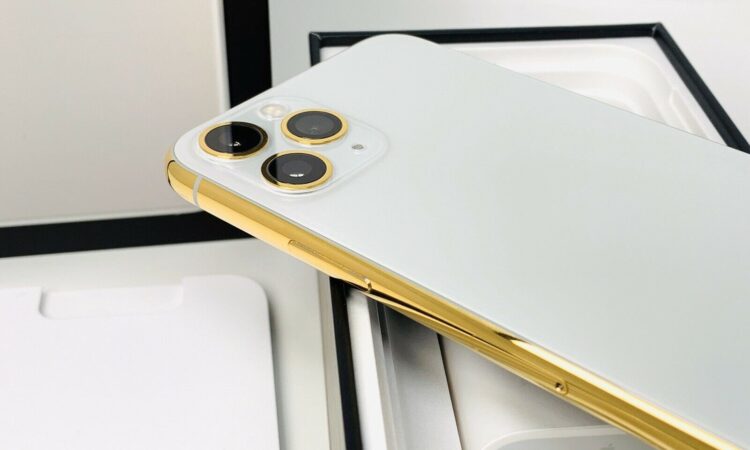 Apple iPhone 15 Pro Max $700 / Tecno Phantom V Fold $350 Wha 1 15