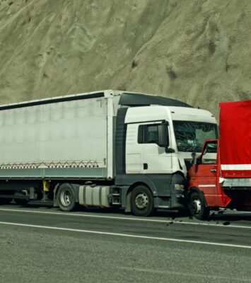 Truck Accident Attorney Glendale
