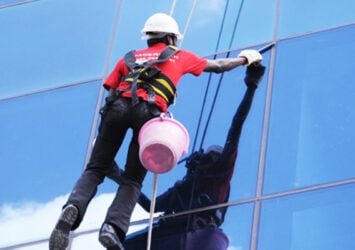 FACADE CLEANING SERVICES