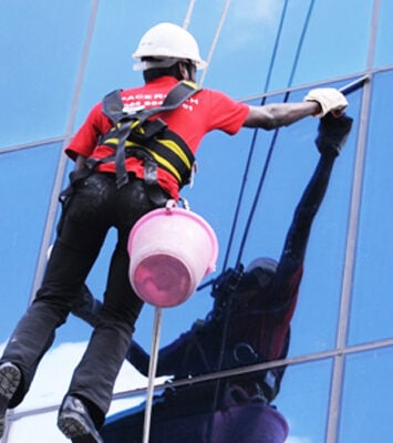 FACADE CLEANING SERVICES