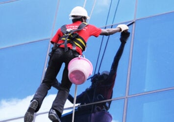 FACADE CLEANING SERVICES