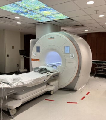800 nmpaloshospitalmri