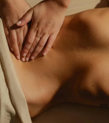 Postnatal Lymphatic Drainage Massage