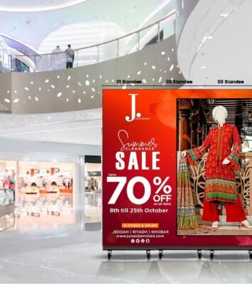 SMD Standee-High Brightness Digital Display for Businesses