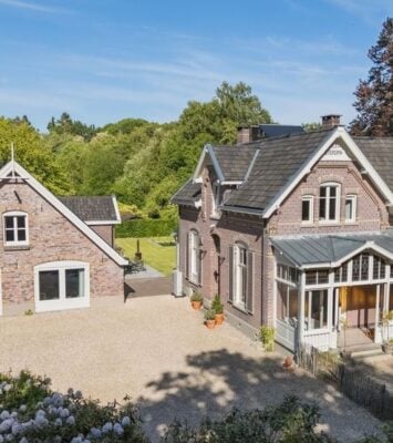 W3sibW9kaWZpZXIiOiJyZXNpemUiLCJ3aWR0aCI6ODUwLCJoZWlnaHQiOjU1NCwiZml0IjoiIiwicG9zaXRpb24iOiIiLCJncmF2aXR5IjoiIiwic3RyYXRlZ3kiOiIifV0 4