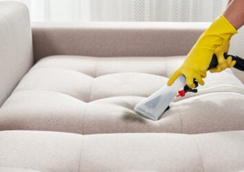sofa deep cleaning 2
