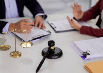 Commercial Litigation Lawyer Livingston