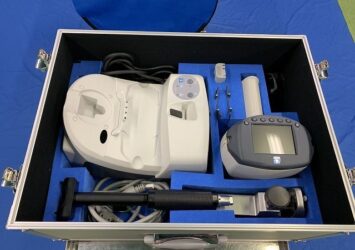 Nidek HandyRef-K Handheld Ref/Keratometer