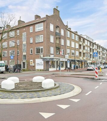 Licht vierkamer appartement met balkon in Rijswijk