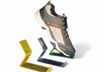 Plastic Shoe Display Stand – Sona Traders International