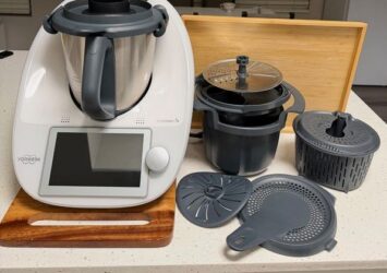 Thermomix TM6 Food Processor Complete Set with Original Acce