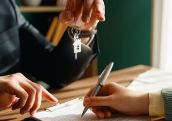 Commercial Real Estate Lease Lawyer